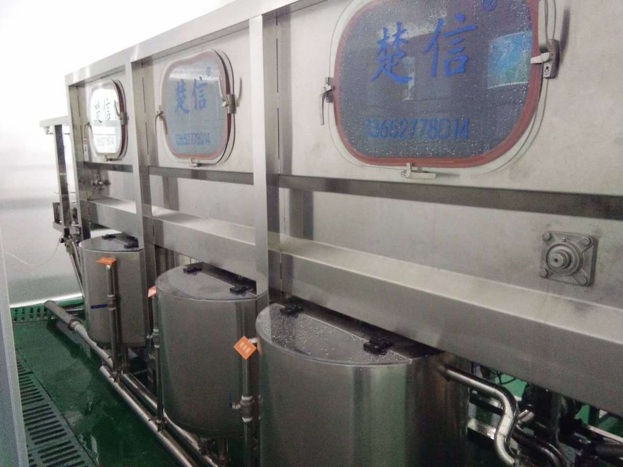 纯净水设备维修保养,RO反渗透系统保养,水处理设备易损件更换,桶怎么选？企业选型、落地与服务支持指南