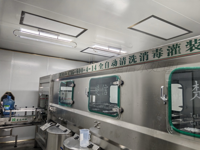桶装水灌装线设备常见误区：实施运维负责人如何避开跨团队协作中的产能与适配风险